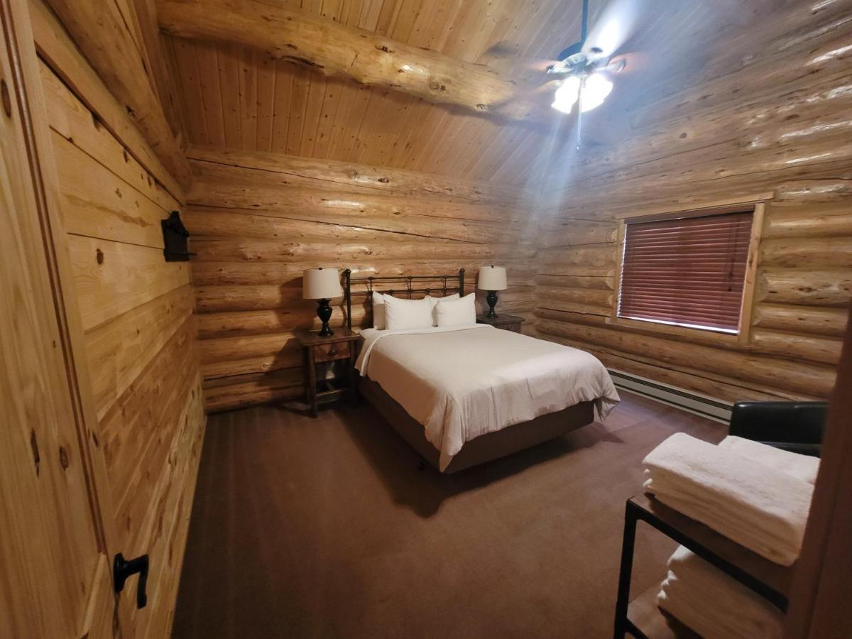 Roosevelt Hotel - Yellowstone جاردينر المظهر الخارجي الصورة
